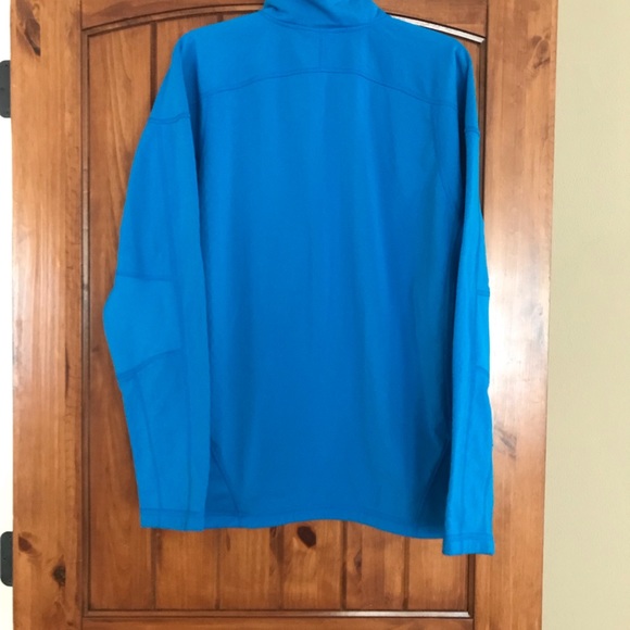 Men’s North Face pull over - Picture 7 of 8